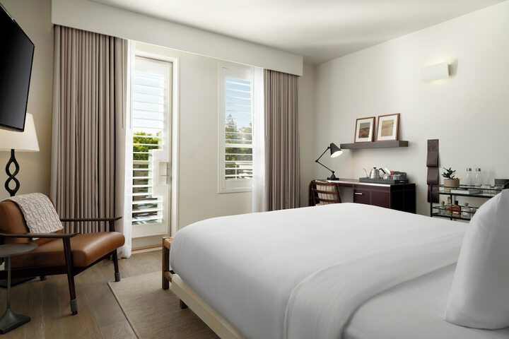 Room 25 of 114