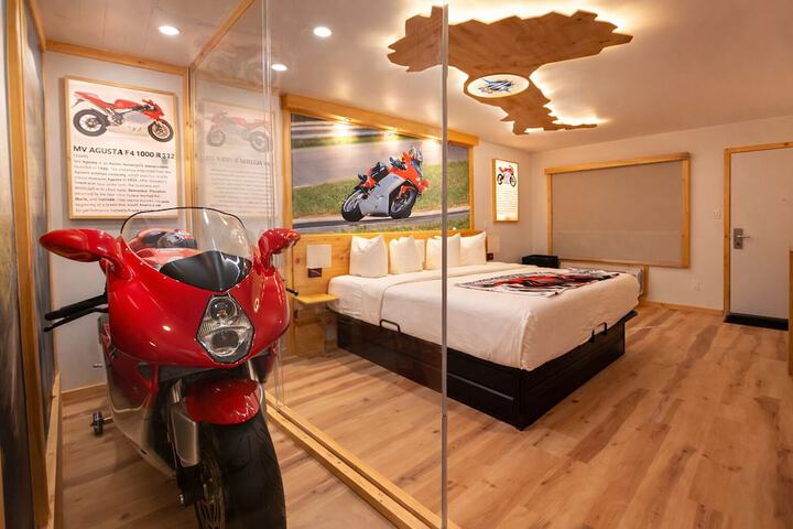 Room 21 of 57