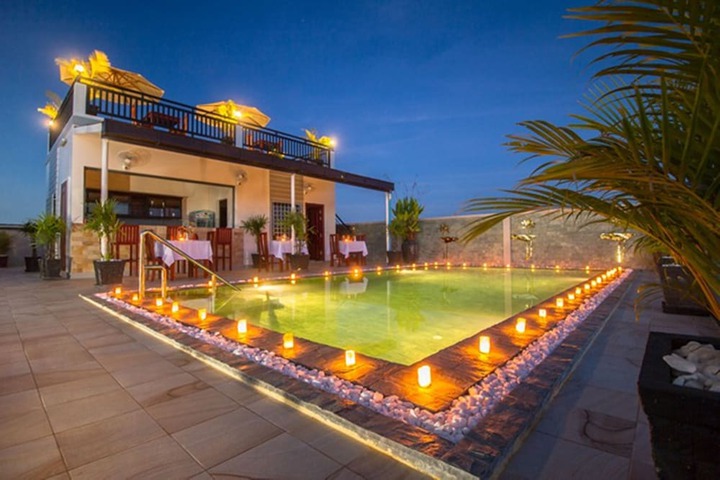 Pool 16 of 29