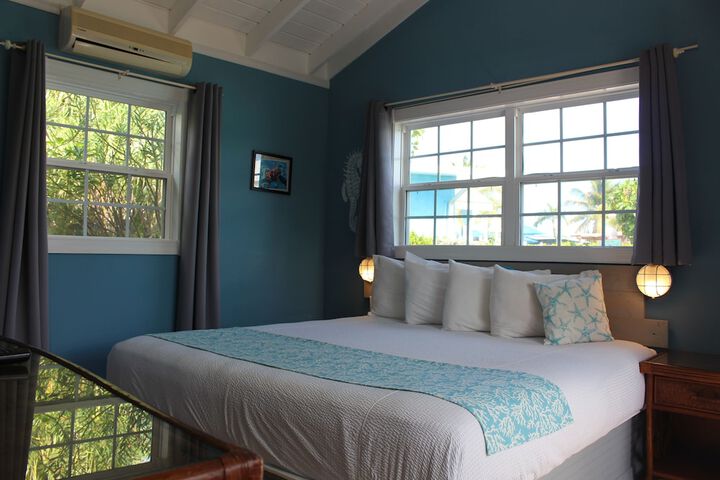 Room 43 of 232