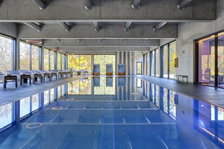 Pools & Facilities