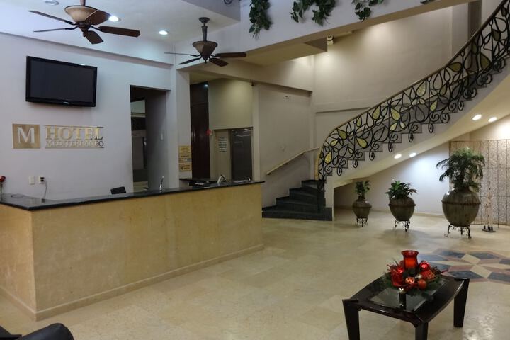 Hotel Interior 4 of 38