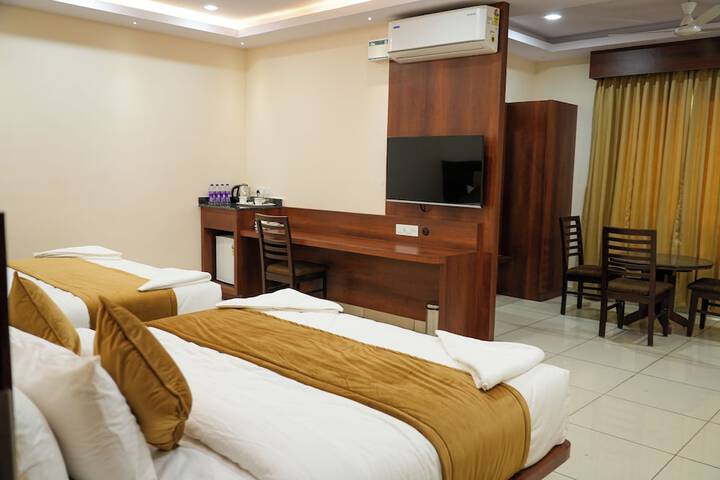 Room 13 of 26