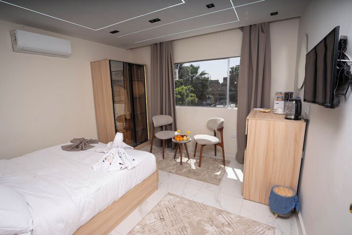 Room 18 of 47