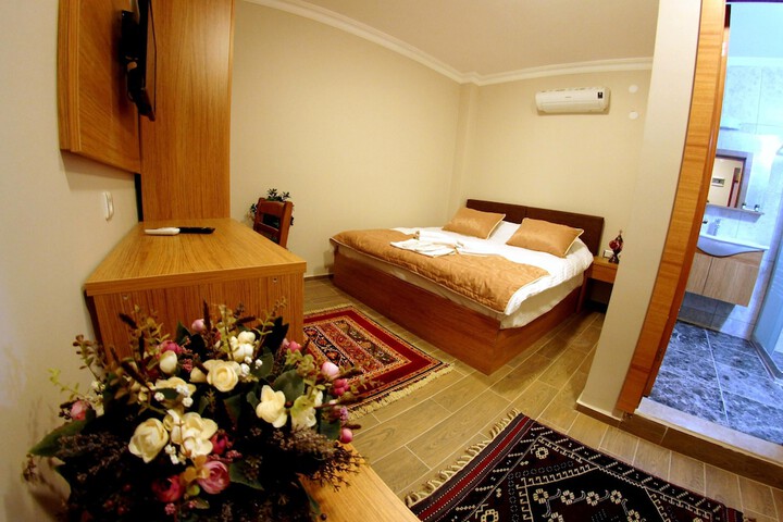 Room 5 of 41