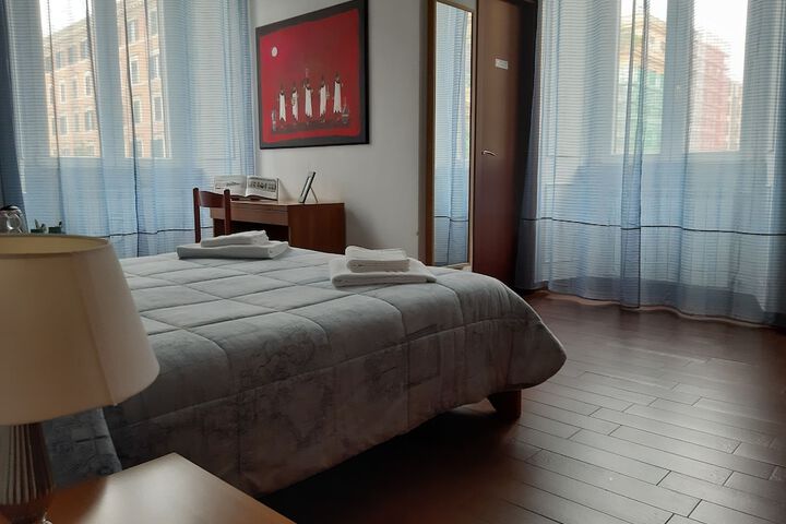 Room 3 of 36