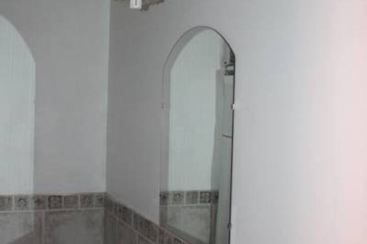 Room 6 of 21