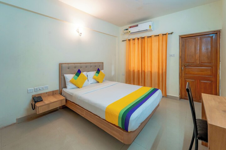 Room 9 of 41