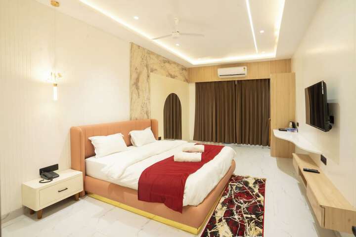 Room 10 of 59