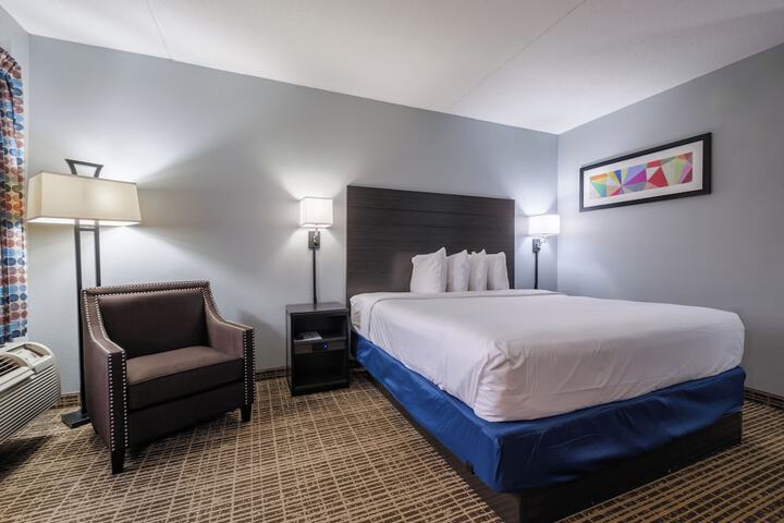 Room 10 of 23