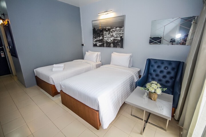 Room 22 of 61