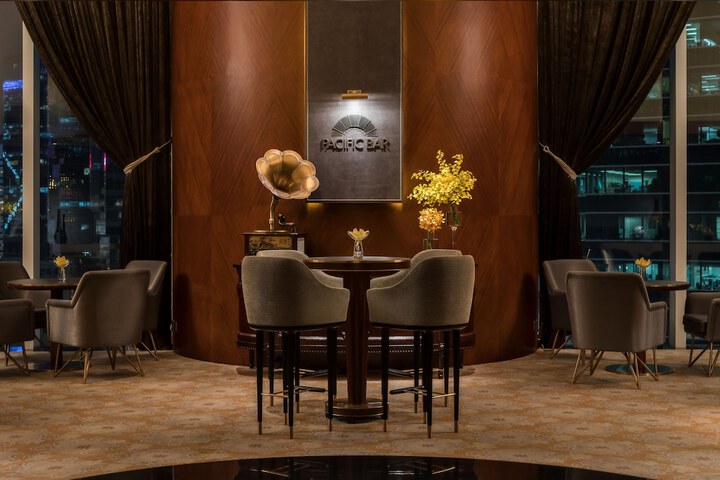 Lounge 47 of 62