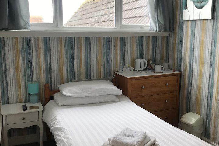 Room 18 of 92