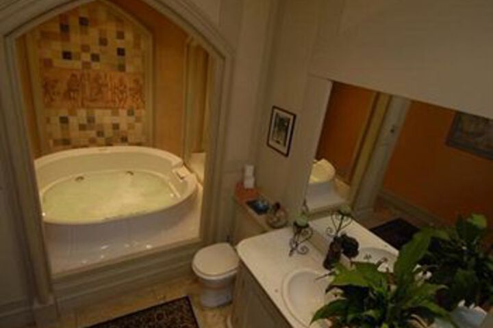 Room 5 of 26