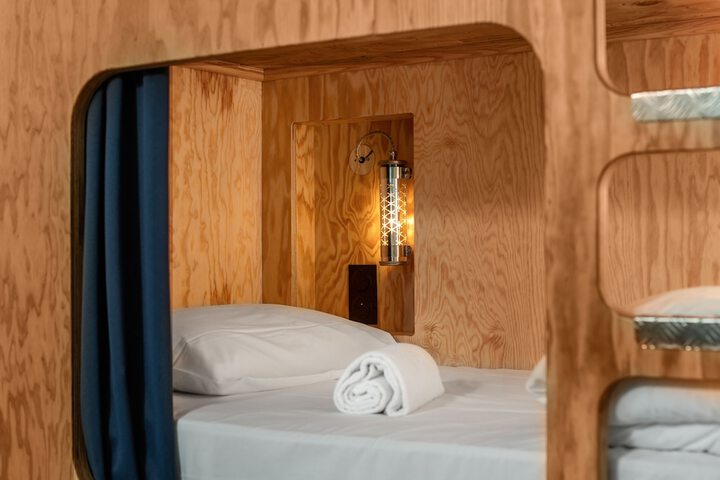 Room 3 of 34