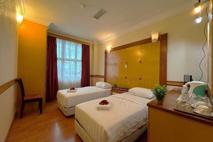 Room 22 of 48