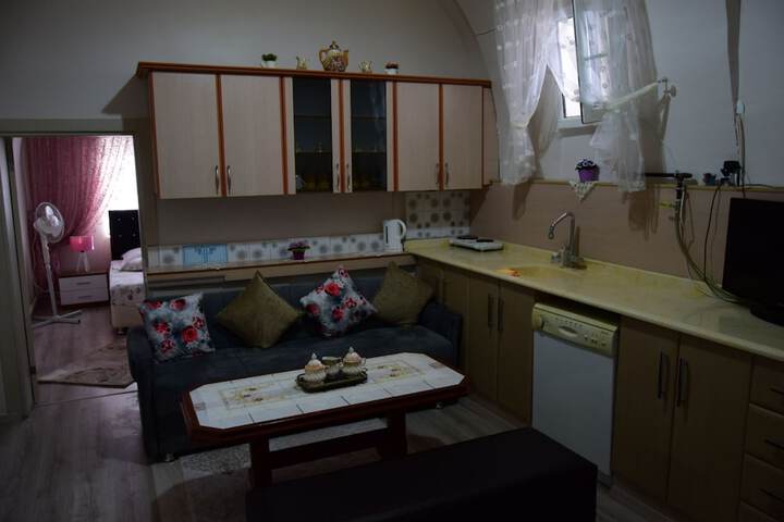 Room 17 of 185
