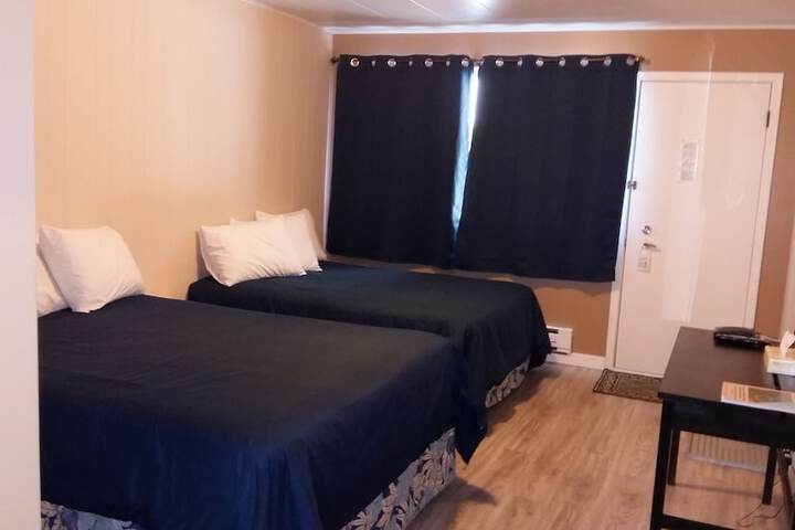 Room 4 of 48