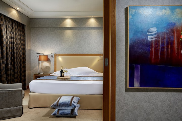 Room 11 of 195