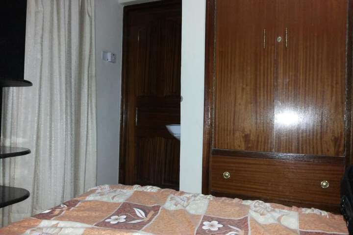 Room 12 of 50