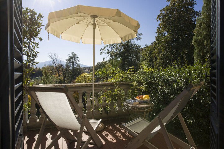 Terrace/Patio 11 of 41