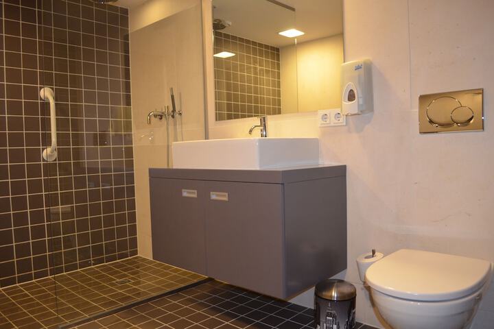 Bath Amenities