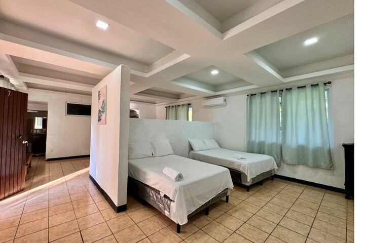 Room 5 of 25