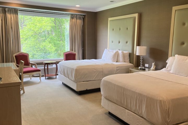 2 Queen Beds (4 of 4)