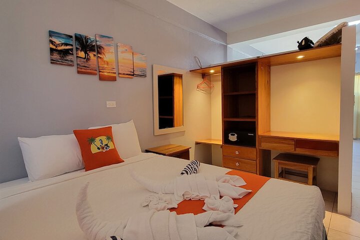 Room 35 of 124
