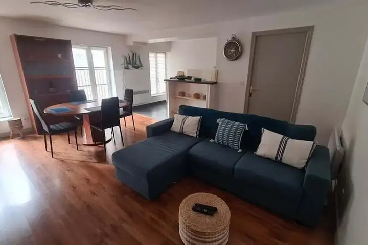 Room 18 of 21