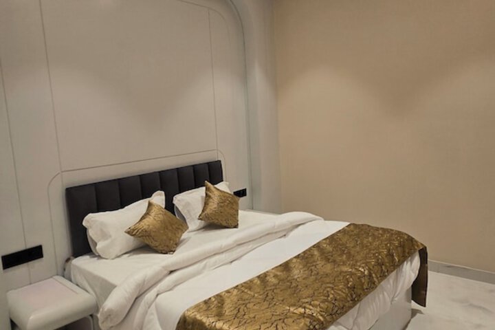 Room 7 of 21