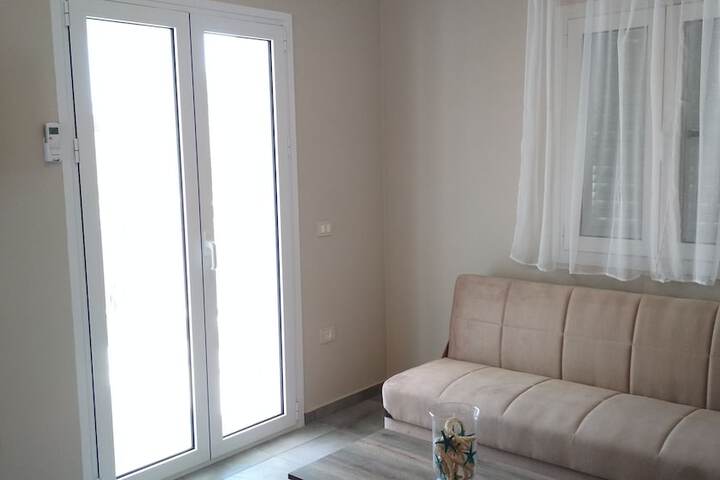 Room 26 of 60