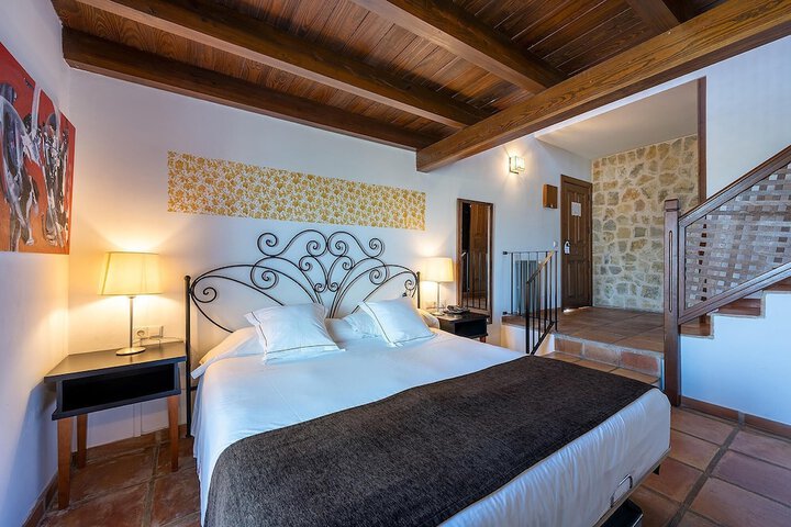 Room 48 of 156