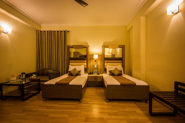 Room 7 of 29