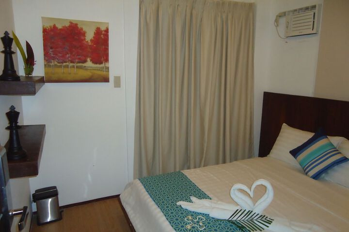 Room 13 of 152