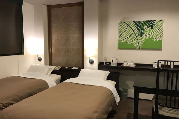 Room 25 of 52