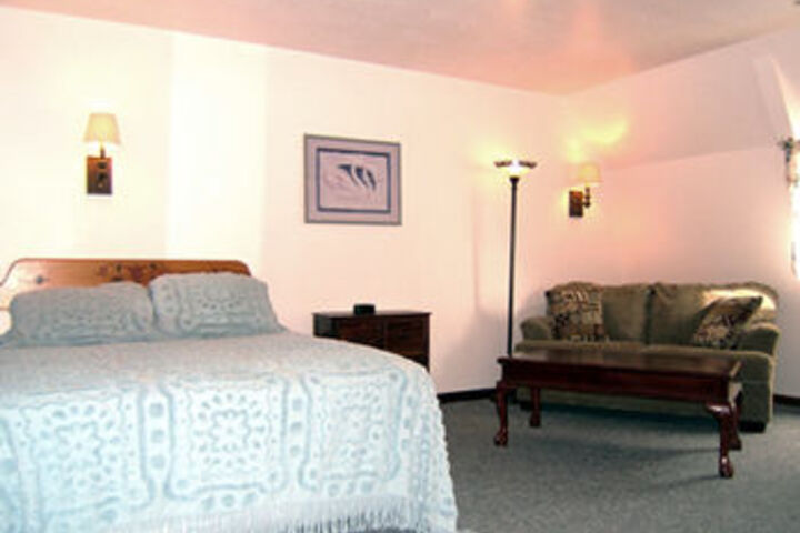 Room 6 of 6