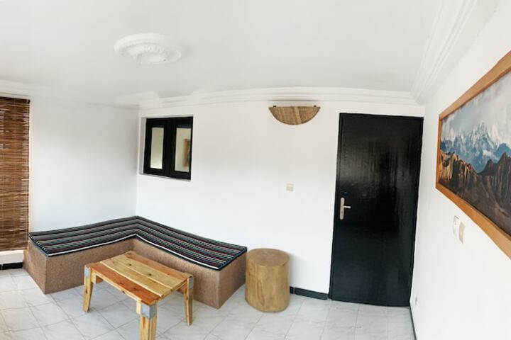 Room 12 of 29
