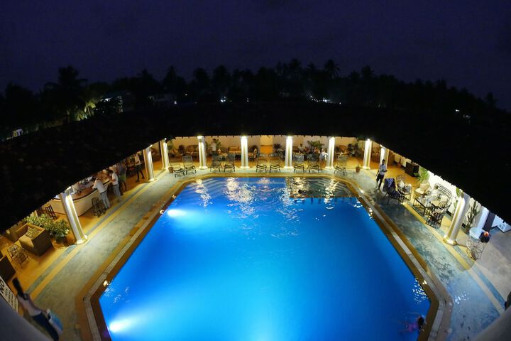 Pool 61 of 104