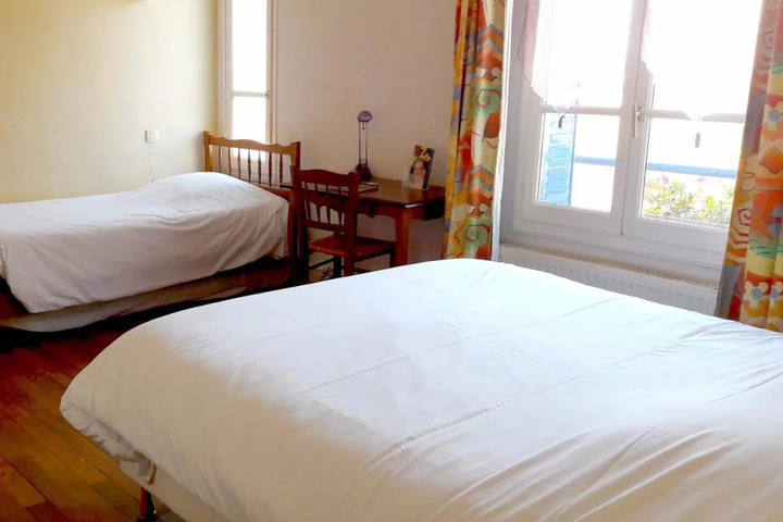 AUBERGE LES MURIERS