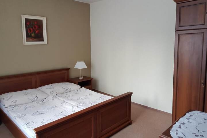 Room 7 of 35