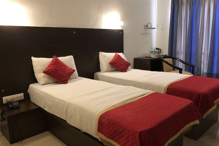 Room 16 of 124