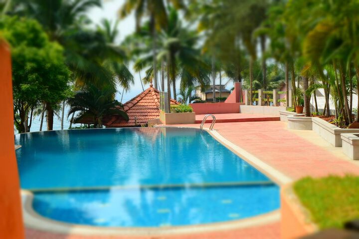 Pool 43 of 59
