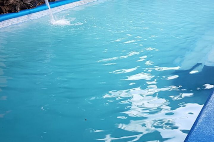 Hotel with Pool