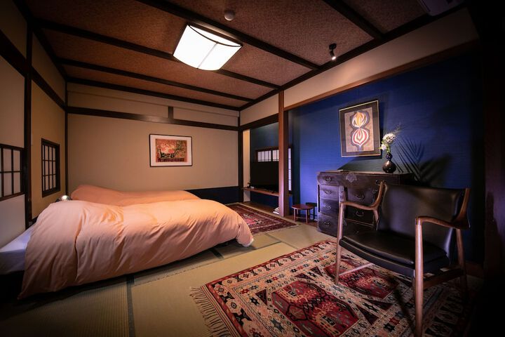 Room 10 of 130