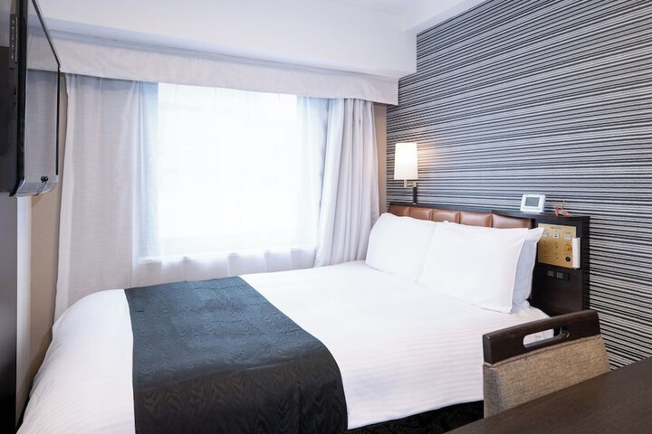 Room 15 of 63