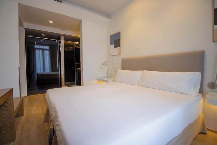 Room 16 of 70