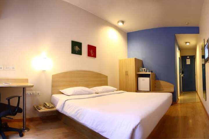 Room 19 of 62