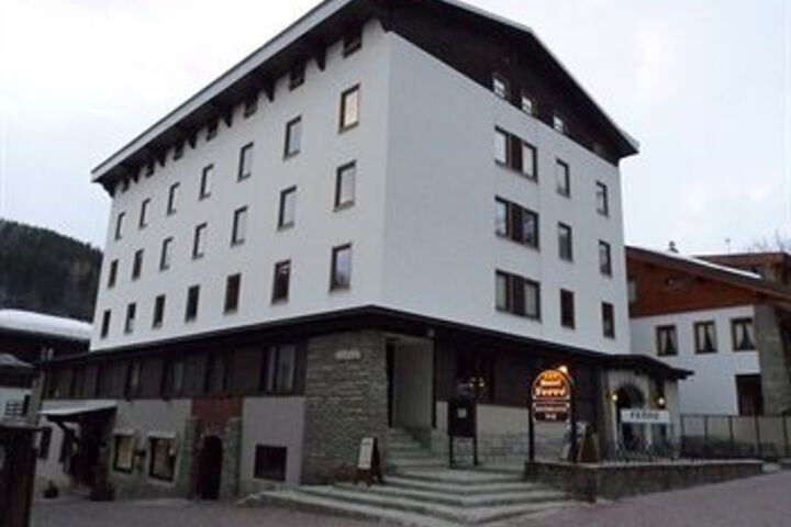 Hotel Ferre