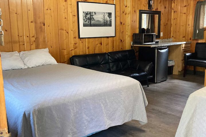 Room 16 of 53